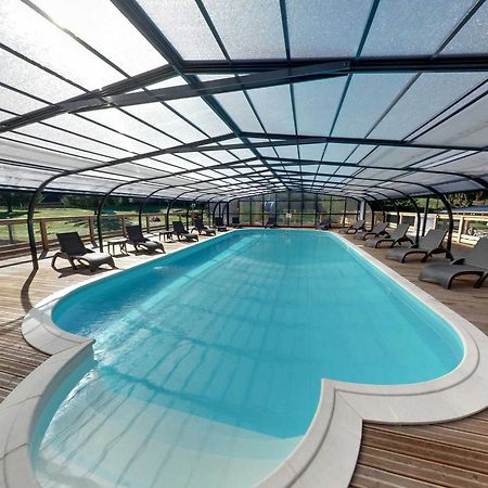 Camping Les Vernieres La Bourboule ภายนอก รูปภาพ