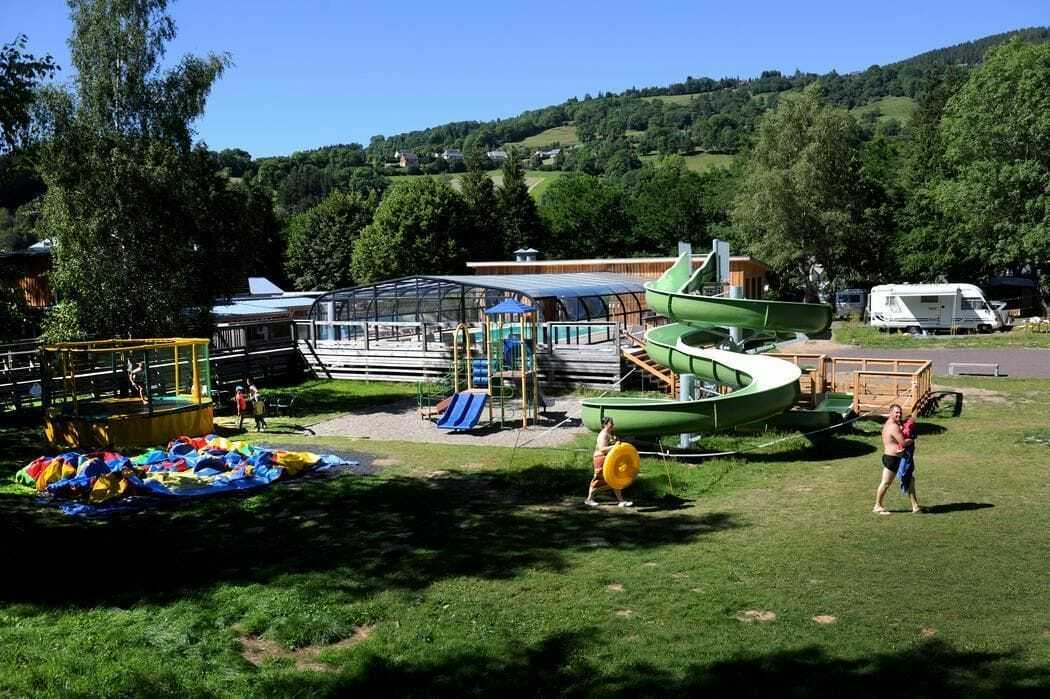 Camping Les Vernieres La Bourboule ภายนอก รูปภาพ
